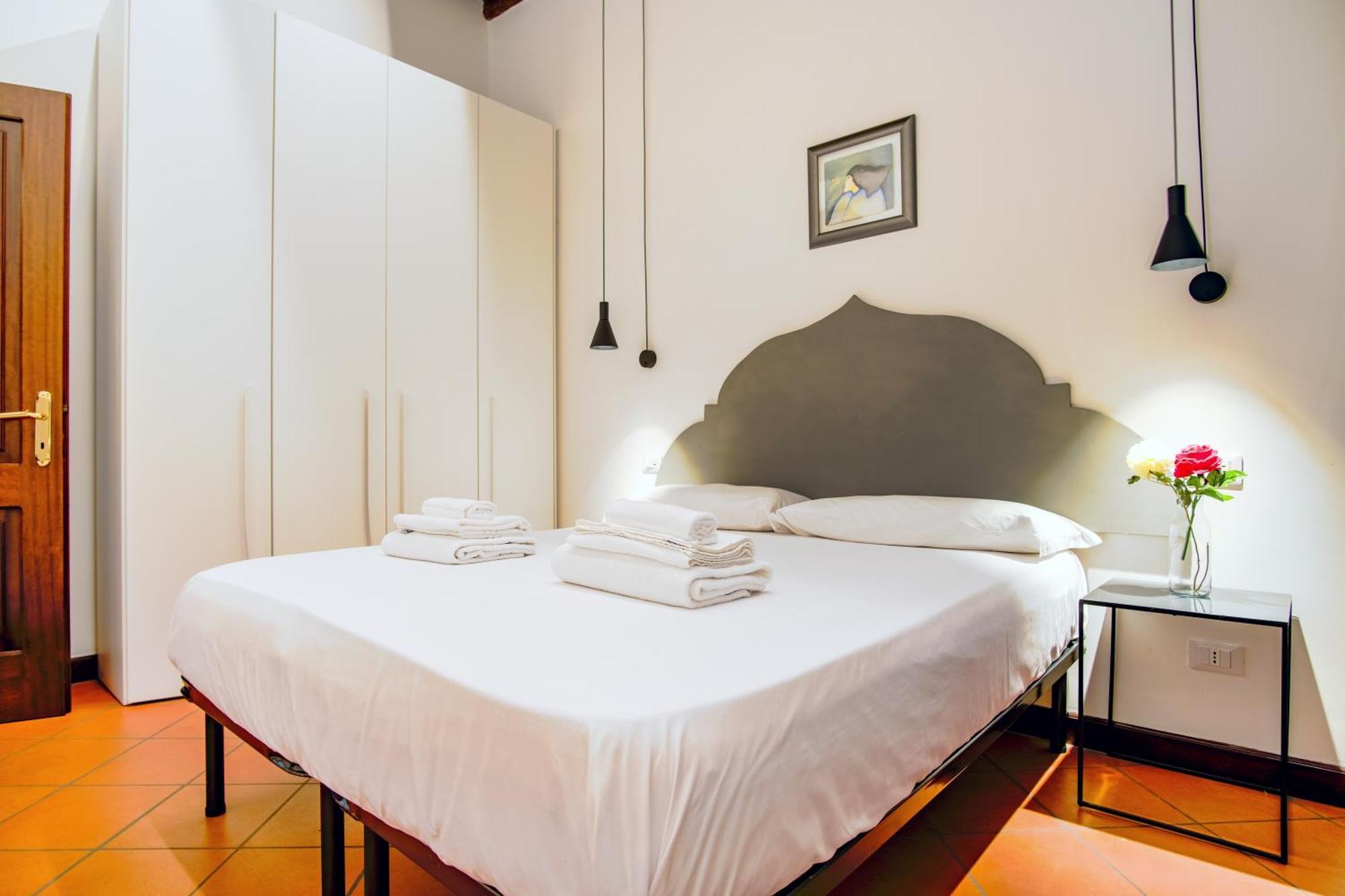 Apartment Elegantis Eat Pray And In - Near Navona Square And Campo De' Fiori